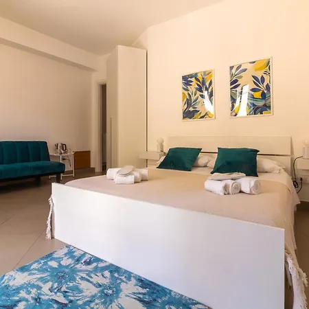 Kanisa Mari E Monti Guest house